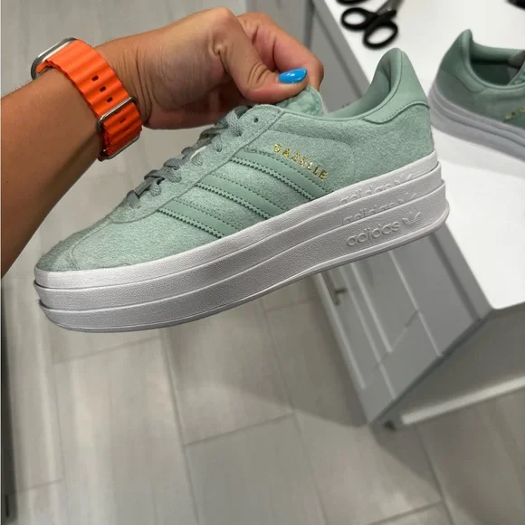 Brand new! Never worn, still in box. Adidas platform gazelles from Office in UK - Picture 3 of 3